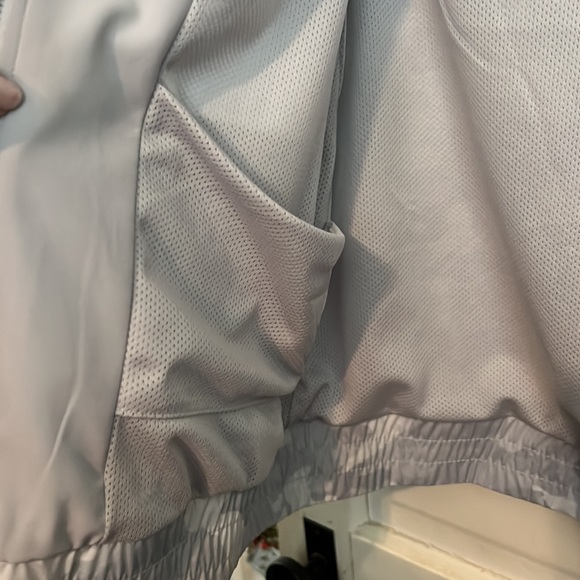 Chico’s Zenergy Camo Print Jacket - Picture 5 of 6